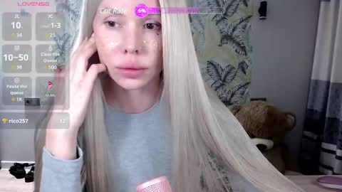 Snapshot of marmalade_fox chatting on March 6, 2025, 1:35 pm Marmalade Fox online show from March 6, 2025, 1:35 pm