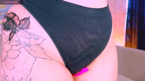 Snapshot of marrenar chatting on September 23, 2025, 4:26 am Mari online show from September 23, 2025, 4:26 am