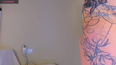 Snapshot of marrenar chatting on October 7, 2025, 5:15 am Mari online show from October 7, 2025, 5:15 am