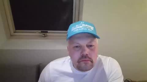 Snapshot of mars0481 chatting on February 24, 2025, 7:52 pm mars0481 online show from February 24, 2025, 7:52 pm