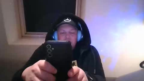 Snapshot of mars0481 chatting on October 8, 2025, 5:16 am mars0481 online show from October 8, 2025, 5:16 am