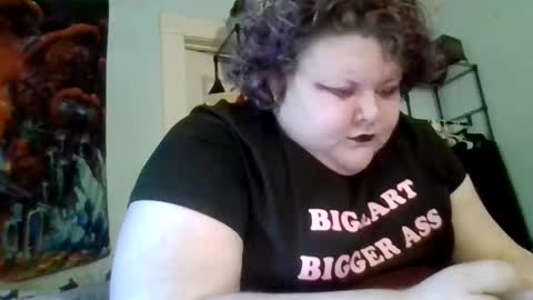 marshallmarx517 online show from October 28, 2025, 5:48 pm