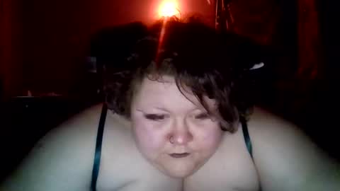 marshallmarx517 online show from December 3, 2025, 11:47 pm