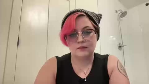 Snapshot of marsismadeofstardust chatting on October 11, 2025, 3:28 am marsismadeofstardust online show from October 11, 2025, 3:28 am