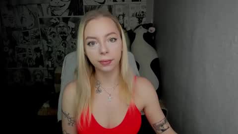 Snapshot of martha_cameron chatting on December 7, 2024, 7:10 pm Martha Cameron online show from December 7, 2024, 7:10 pm