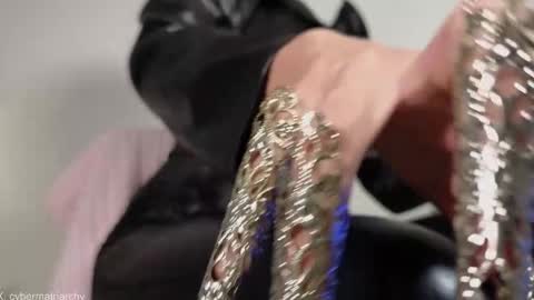 Snapshot of marthahoffman chatting on November 15, 2025, 8:00 am Ultimate Goddess online show from November 15, 2025, 8:00 am