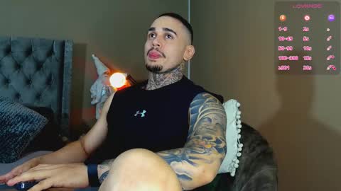 Snapshot of martin_colby05 chatting on November 22, 2025, 10:09 pm ONLYFANS Sotoandres modelo independiente online show from November 22, 2025, 10:09 pm