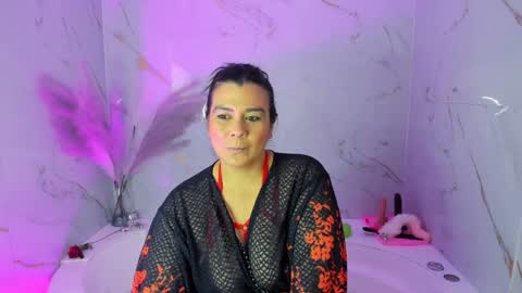   MARTINA   online show from February 2, 2025, 12:24 pm