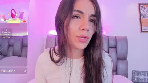 Snapshot of martina_mancinii chatting on September 24, 2025, 1:58 pm Martina online show from September 24, 2025, 1:58 pm