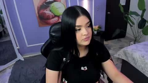 Martina  online show from November 12, 2025, 7:57 pm