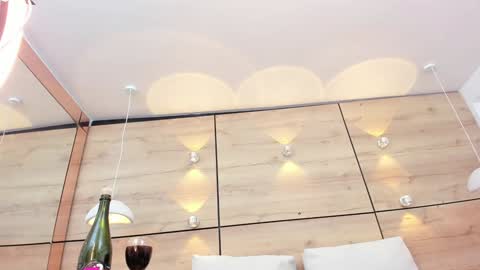 martina touss  online show from January 16, 2025, 1:48 am