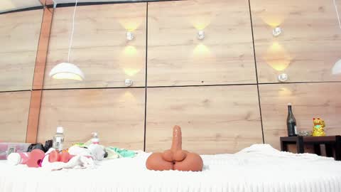 martina touss  online show from March 1, 2025, 2:37 am