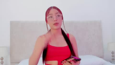 Martina  online show from October 27, 2025, 7:51 pm