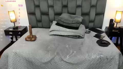 Snapshot of martinamadisson chatting on March 9, 2025, 5:33 am Martina online show from March 9, 2025, 5:33 am