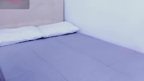 martina rizzi online show from September 18, 2025, 4:14 am