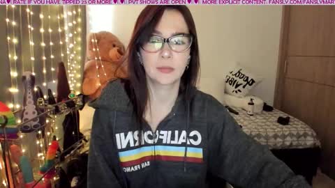 MARTINA online show from October 21, 2025, 7:58 pm