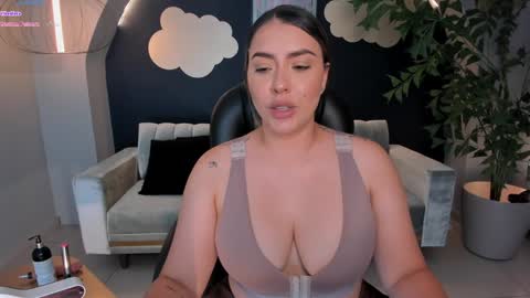 Martinna Bonnet online show from February 8, 2025, 4:36 pm