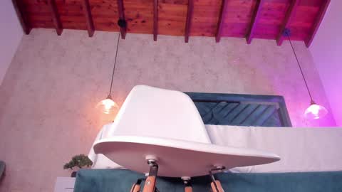 Snapshot of marttina_ruiz chatting on February 4, 2025, 7:22 pm Martina online show from February 4, 2025, 7:22 pm