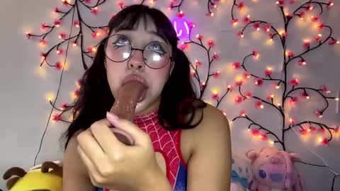 Maru online show from October 6, 2025, 9:34 pm