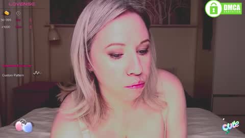 Mary linn online show from September 22, 2025, 1:02 pm