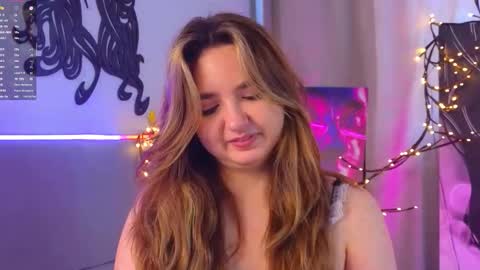 mary_broks online show from December 14, 2025, 7:25 am