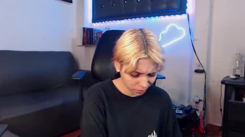                      100   online show from February 27, 2025, 11:26 pm