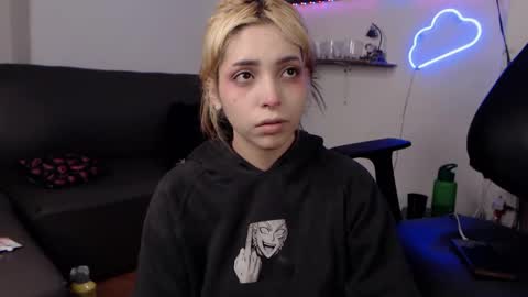                      100   online show from March 6, 2025, 5:03 am