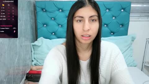  Mary Moon  online show from December 2, 2024, 11:01 am