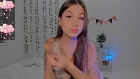 Snapshot of mary_tim chatting on December 7, 2024, 6:04 pm Maryana online show from December 7, 2024, 6:04 pm