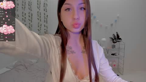 Snapshot of mary_tim chatting on February 2, 2025, 8:19 pm Maryana online show from February 2, 2025, 8:19 pm