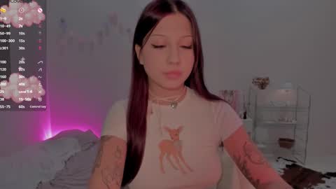 Snapshot of mary_tim chatting on October 17, 2025, 3:14 pm Maryana online show from October 17, 2025, 3:14 pm