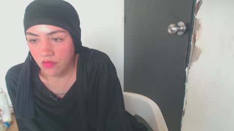 Snapshot of maryam_arabicmilk chatting on February 5, 2025, 8:04 pm maryam_arabicmilk online show from February 5, 2025, 8:04 pm