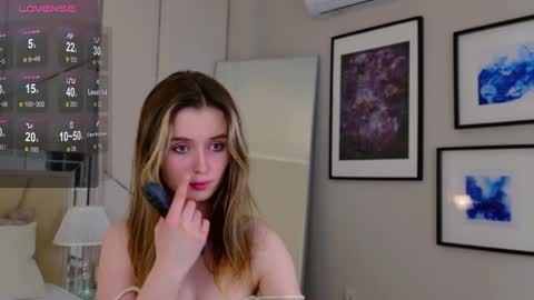 Snapshot of marybeth_snow chatting on March 11, 2025, 5:13 pm Marybeth online show from March 11, 2025, 5:13 pm