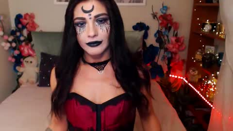 Mary online show from October 31, 2025, 8:48 am