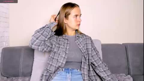 Snapshot of marylee_21 chatting on November 7, 2025, 8:36 am Mari online show from November 7, 2025, 8:36 am