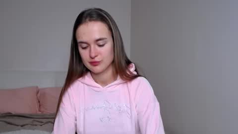 Snapshot of marylee_21 chatting on December 15, 2025, 8:24 pm Mari online show from December 15, 2025, 8:24 pm