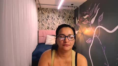 Snapshot of marylinmilf chatting on March 11, 2025, 9:59 pm Marylin online show from March 11, 2025, 9:59 pm