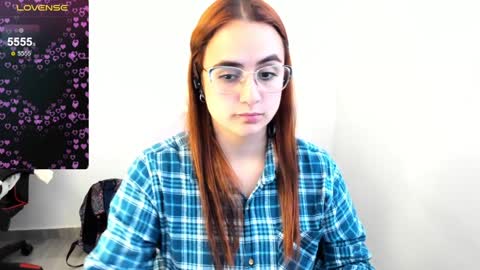 Dulce Maria online show from February 5, 2025, 10:33 pm