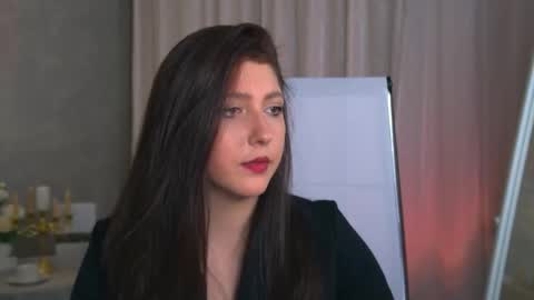 Snapshot of marymillerr chatting on October 10, 2025, 9:30 am Mary Miller online show from October 10, 2025, 9:30 am