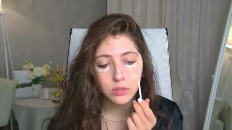 Mary Miller online show from November 28, 2025, 9:23 am