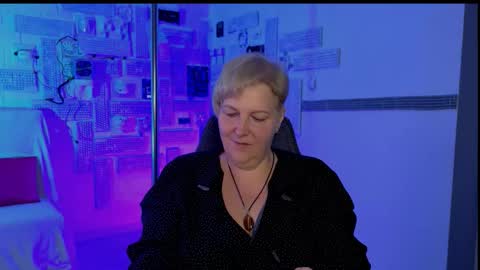 marymogan online show from October 3, 2025, 8:55 am