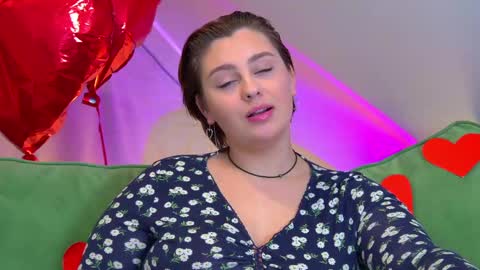 Snapshot of marymurrays chatting on February 18, 2025, 4:15 am MaryMurrays online show from February 18, 2025, 4:15 am