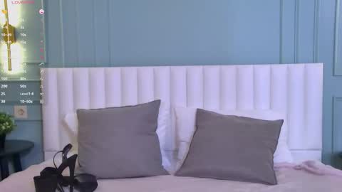 Mary online show from October 2, 2025, 4:25 pm