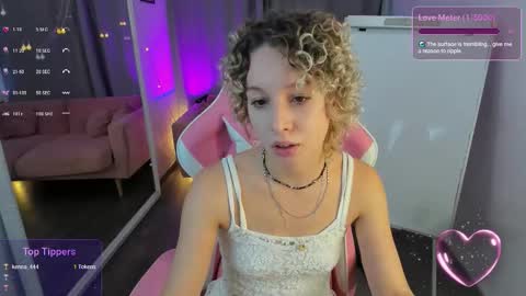 Mary online show from November 21, 2025, 6:01 am