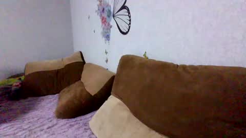 maryyemm online show from January 7, 2025, 4:59 pm