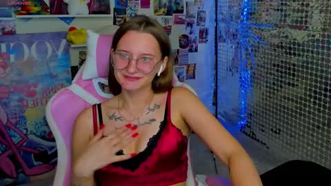 Snapshot of maryyy_may chatting on October 1, 2025, 6:58 pm maryyy_may online show from October 1, 2025, 6:58 pm