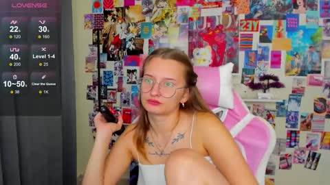 Snapshot of maryyy_may chatting on October 8, 2025, 10:07 pm maryyy_may online show from October 8, 2025, 10:07 pm