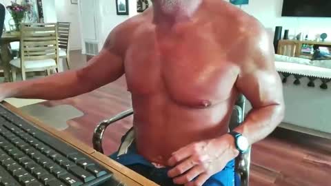 mascmuscle49 online show from December 13, 2025, 7:53 pm
