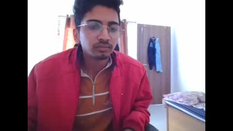 maskboyz2003 online show from December 17, 2024, 3:28 am