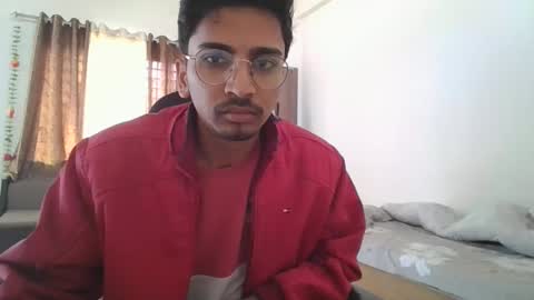 maskboyz2003 online show from January 1, 2025, 3:45 am